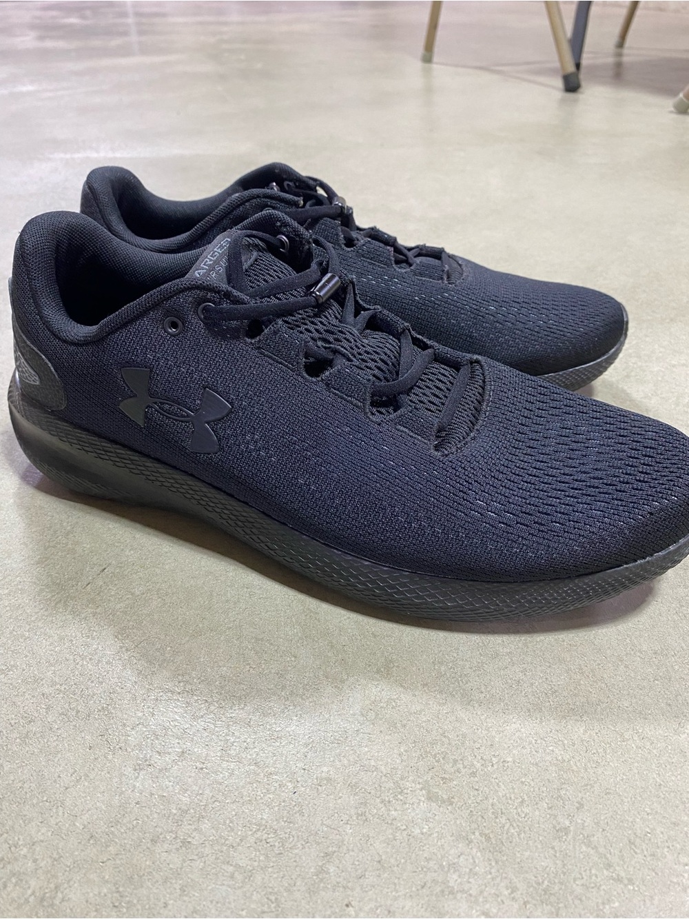 Mens UA Charged Pursuit